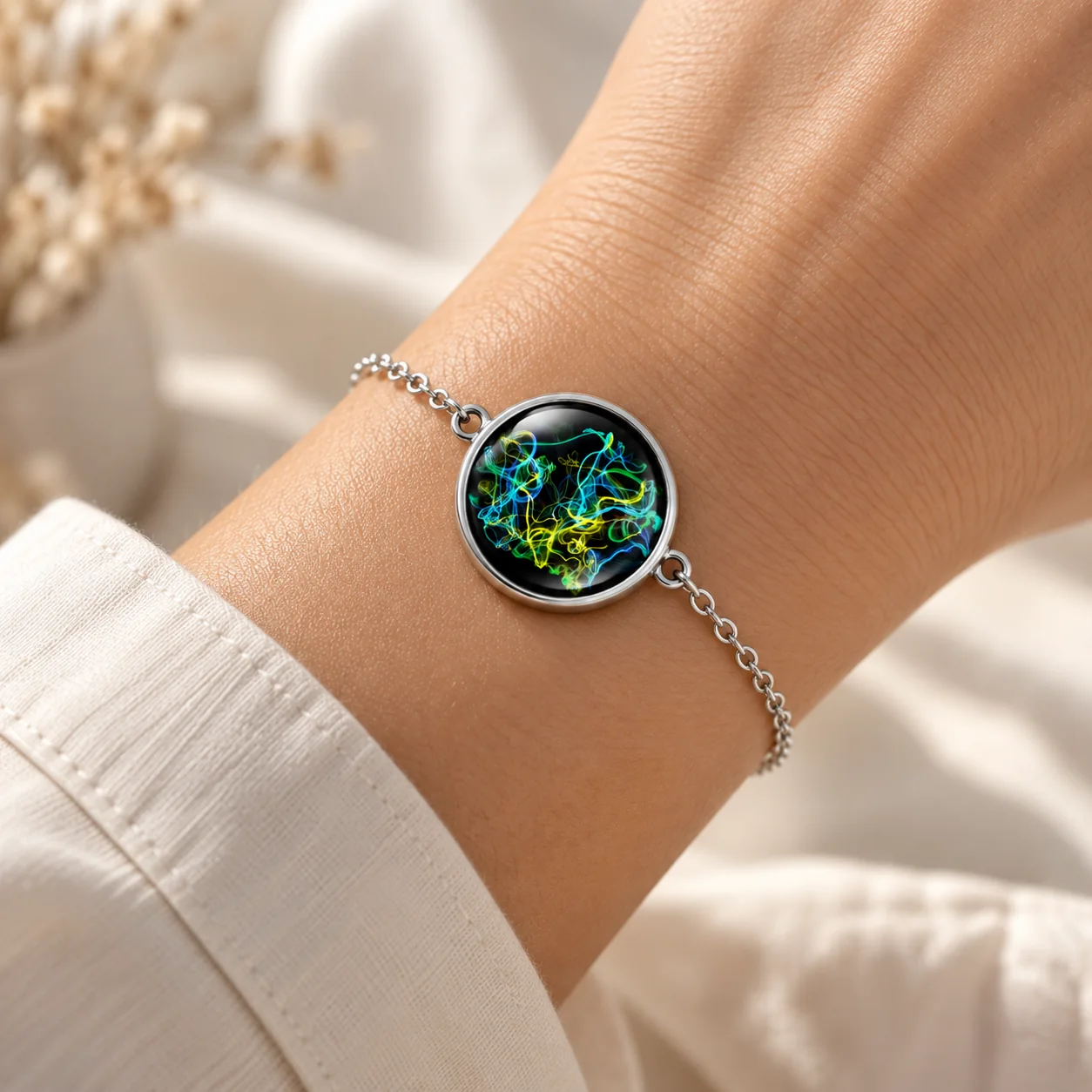 Visualisation d’un bracelet CellandArt porté au poignet